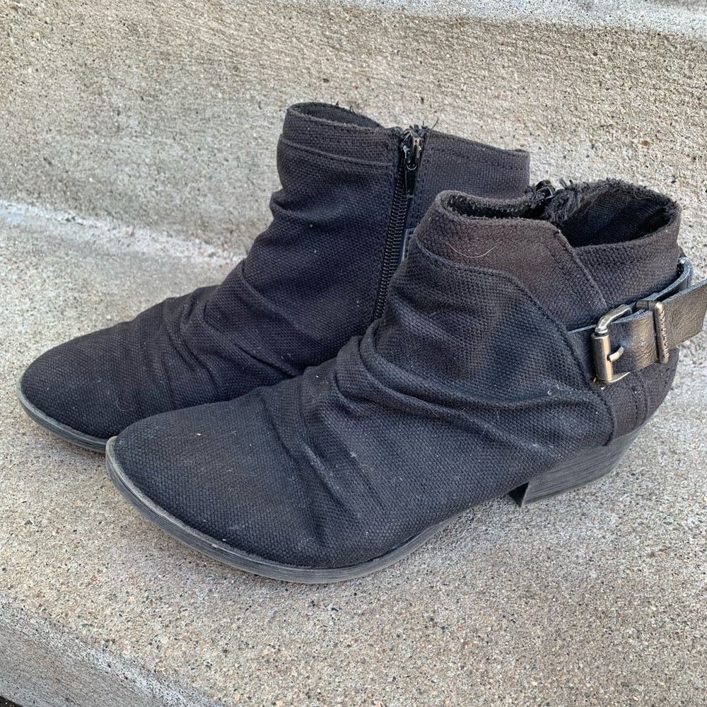Women’s Canvas Booties